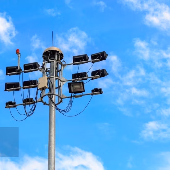 Stadionstrahler/Flutlicht aus verzinktem Stahl/Metall hoch